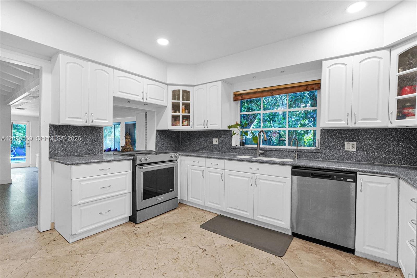 9325 NE 5th Avenue, Miami Shores, FL 33138 photo 13