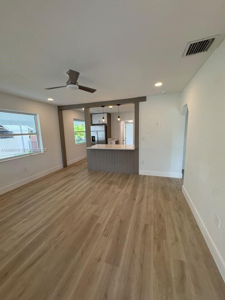 825 S 28th Avenue — photo 3