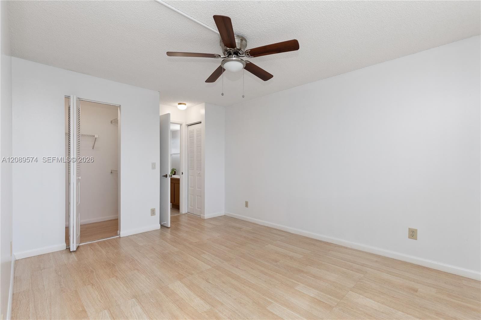 2711 NW 104th Avenue 407 — photo 2