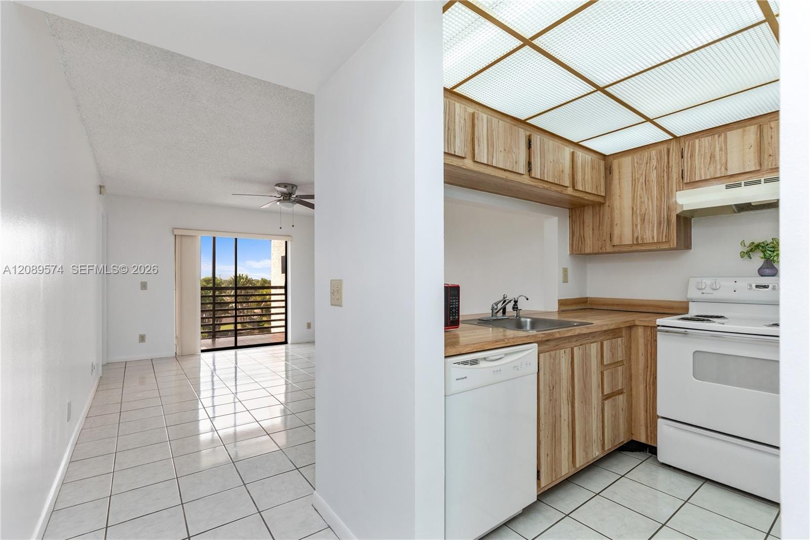 2711 NW 104th Avenue 407, Sunrise, FL 33322 photo 13