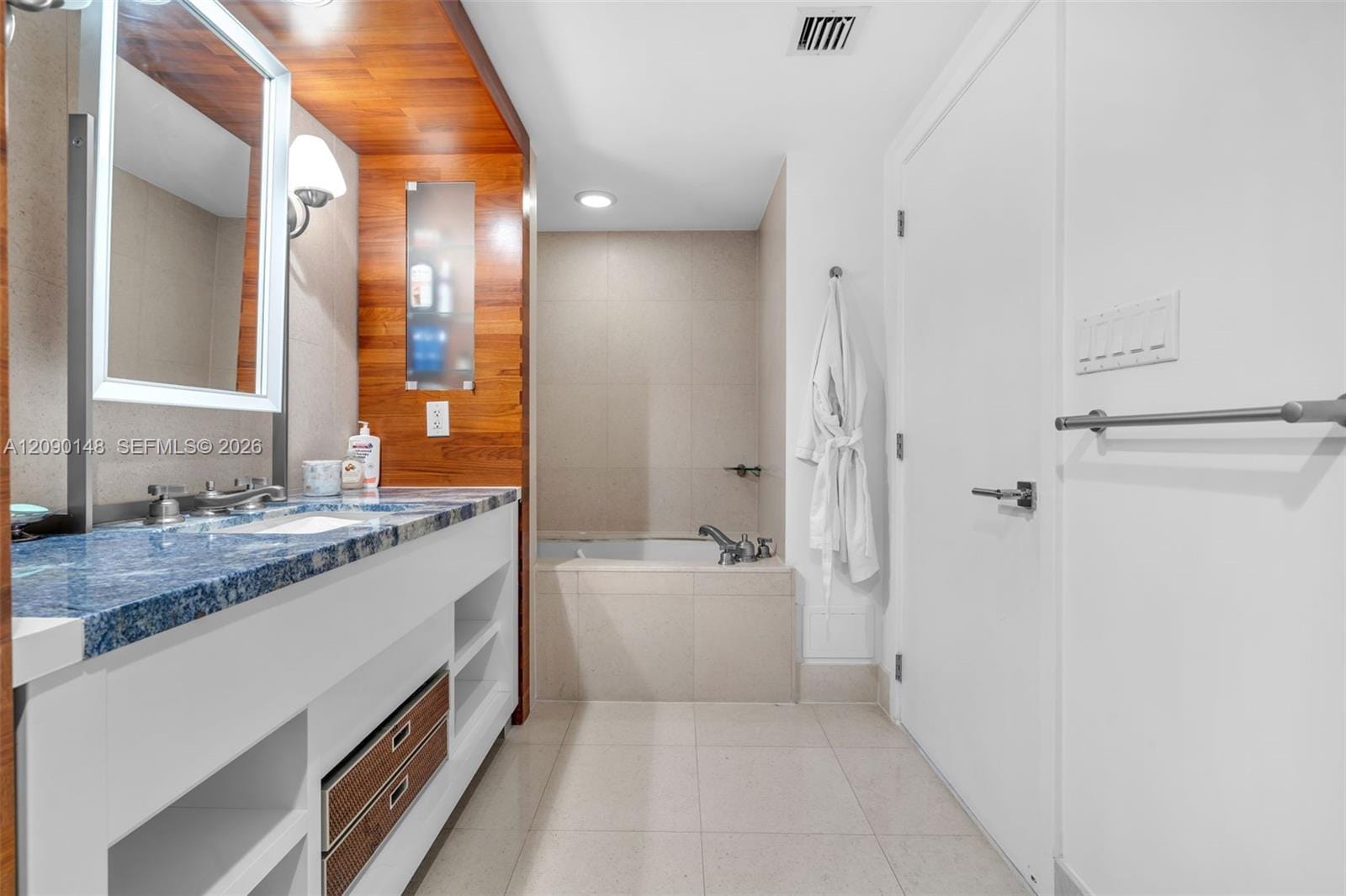 6801 Collins Avenue LPH12 (Door LPH01), Miami Beach, FL 33141 photo 16