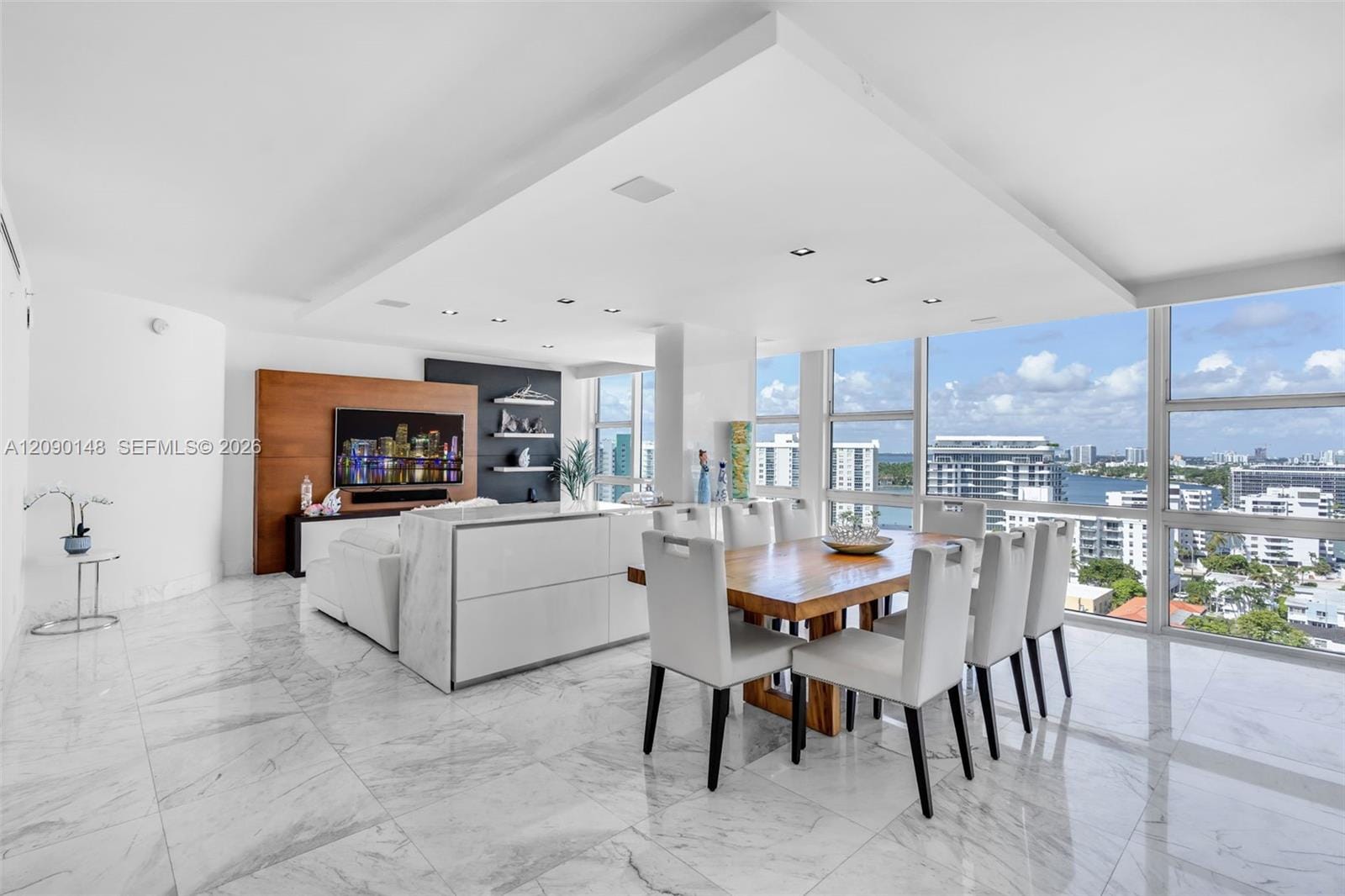 6801 Collins Avenue LPH12 (Door LPH01), Miami Beach, FL 33141 photo 4