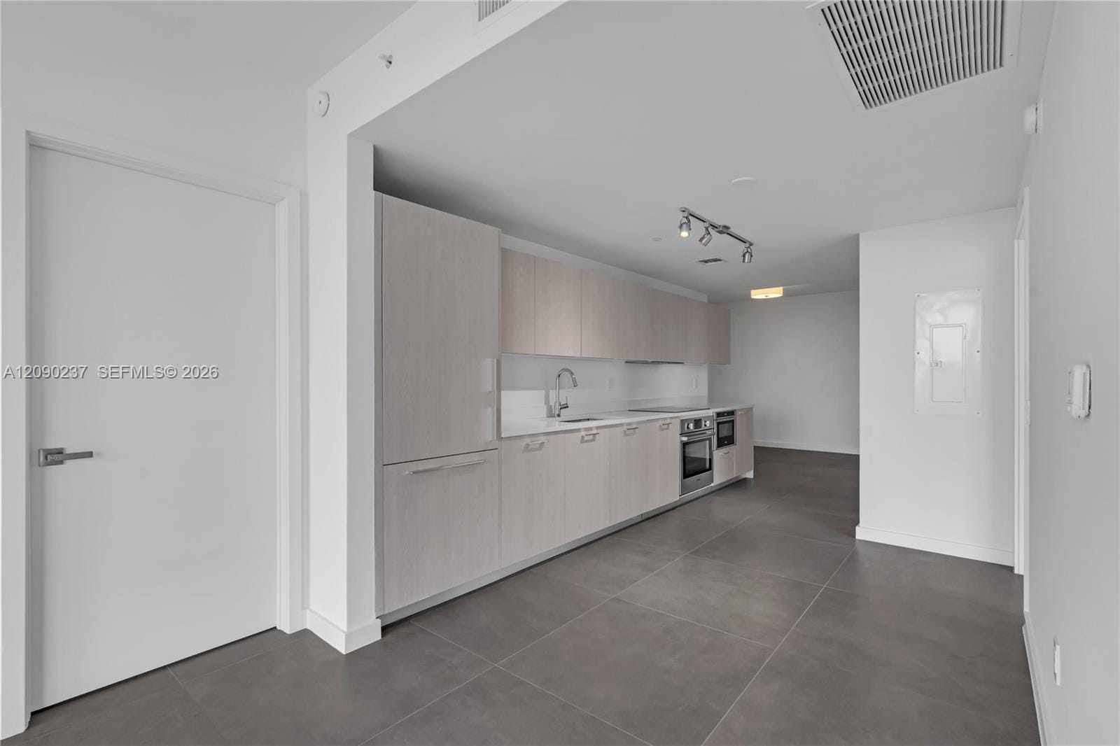 501 NE 31st Street 901, Miami, FL 33137 photo 9