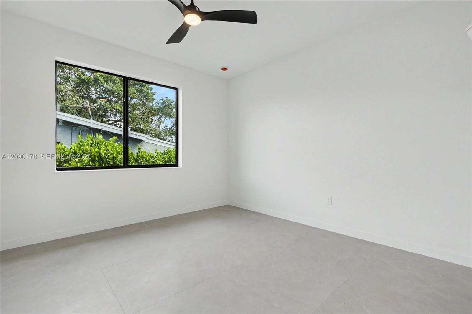 2960 NW 24th Avenue, Oakland Park, FL 33311 photo 28