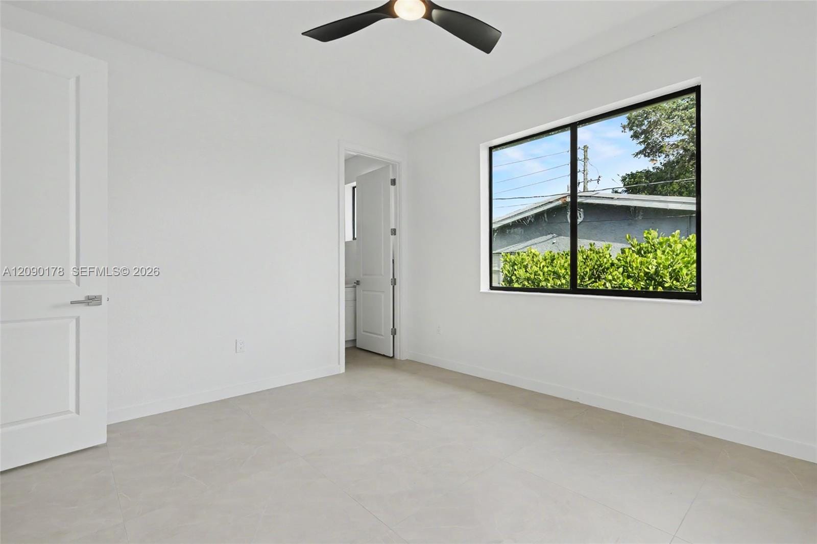 2960 NW 24th Avenue, Oakland Park, FL 33311 photo 29