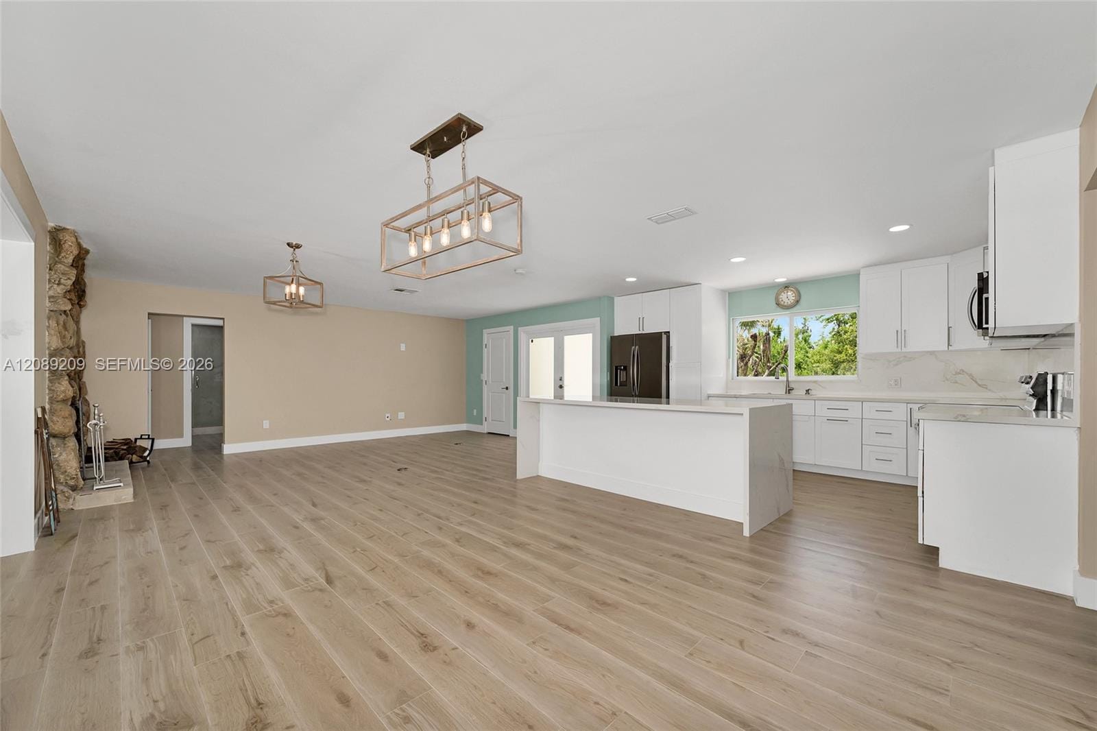 5885 Pine Tree, FL 33957 photo 18