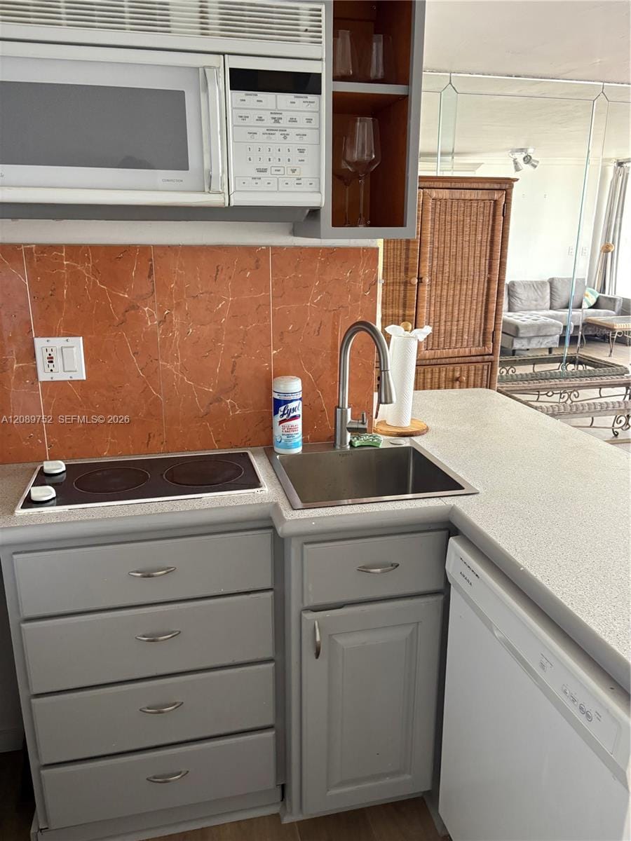 555 NE 15th Street 420 — photo 11