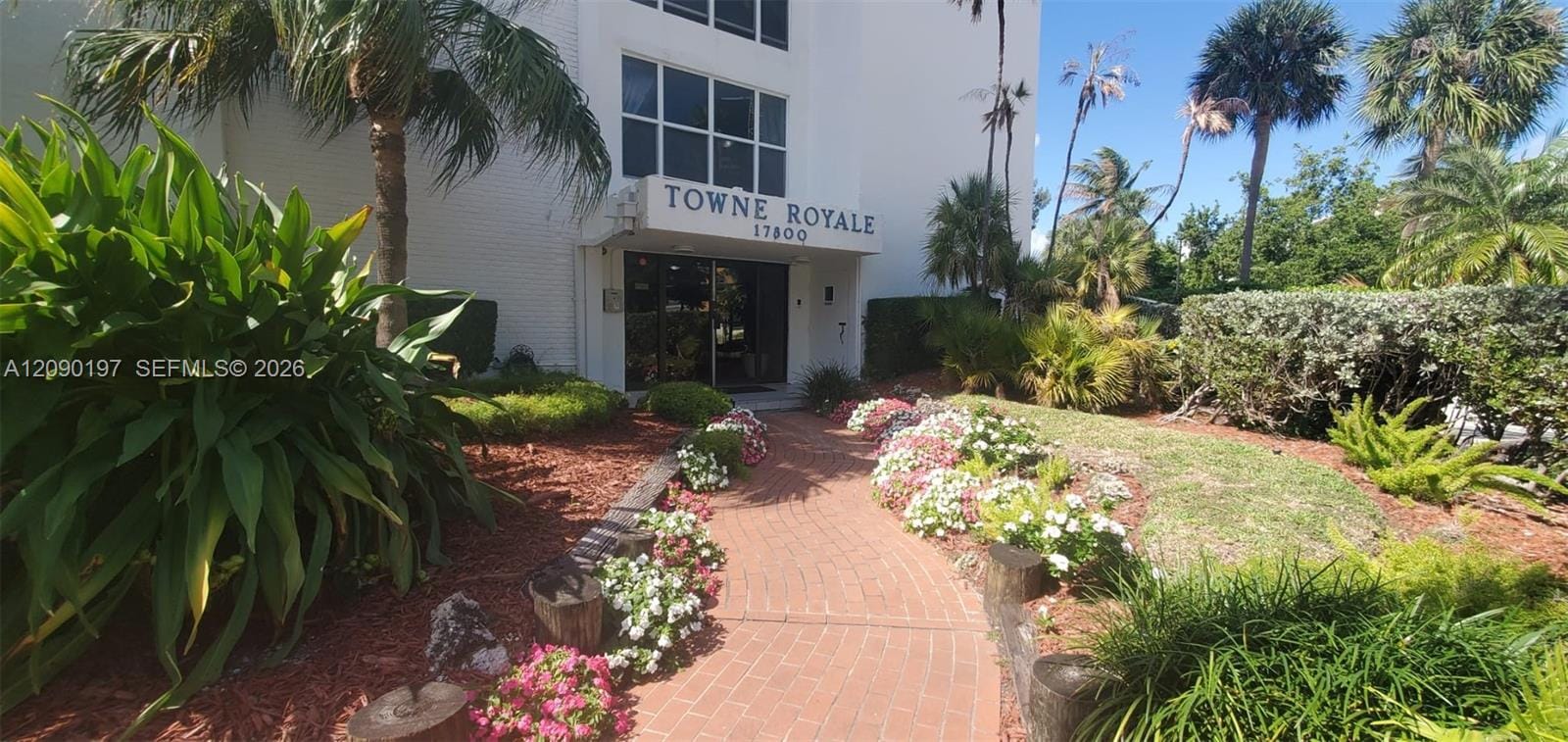 17800 Atlantic Boulevard 307, Sunny Isles Beach, FL 33160 photo 3