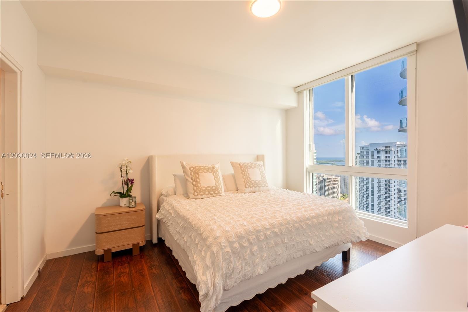300 S Biscayne Boulevard T-3504, Miami, FL 33131 photo 4