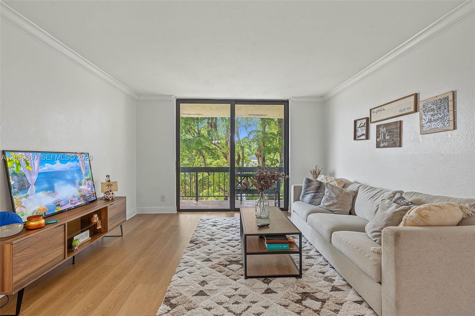8307 SW 142nd Avenue E311, Miami, FL 33183 photo 2