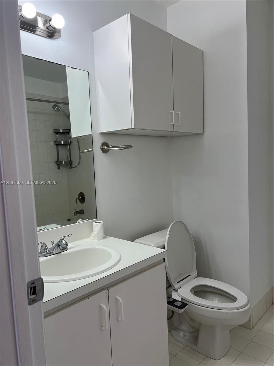 1153 NW 123rd Place 304, Miami, FL 33182 photo 28