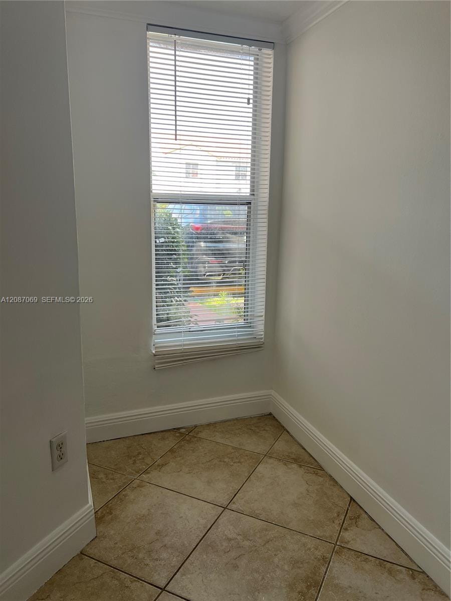 1153 NW 123rd Place 304, Miami, FL 33182 photo 6