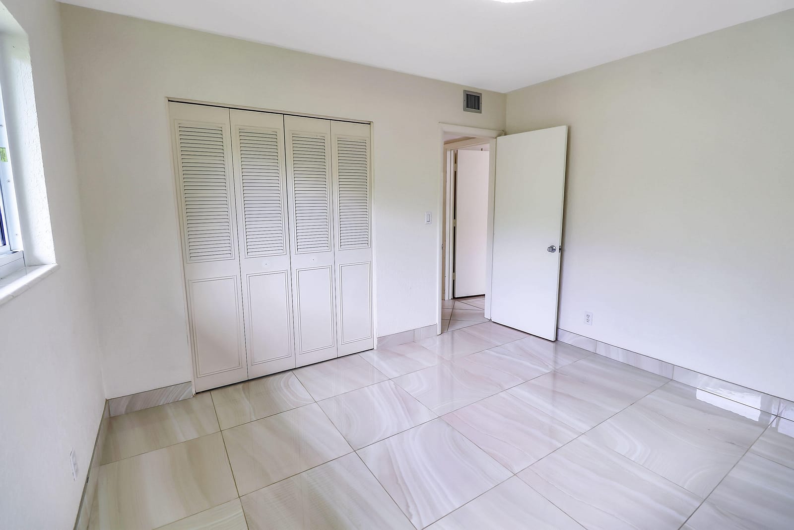 4111 NE 21ST Way 211C, Lighthouse Point, FL 33064 photo 16