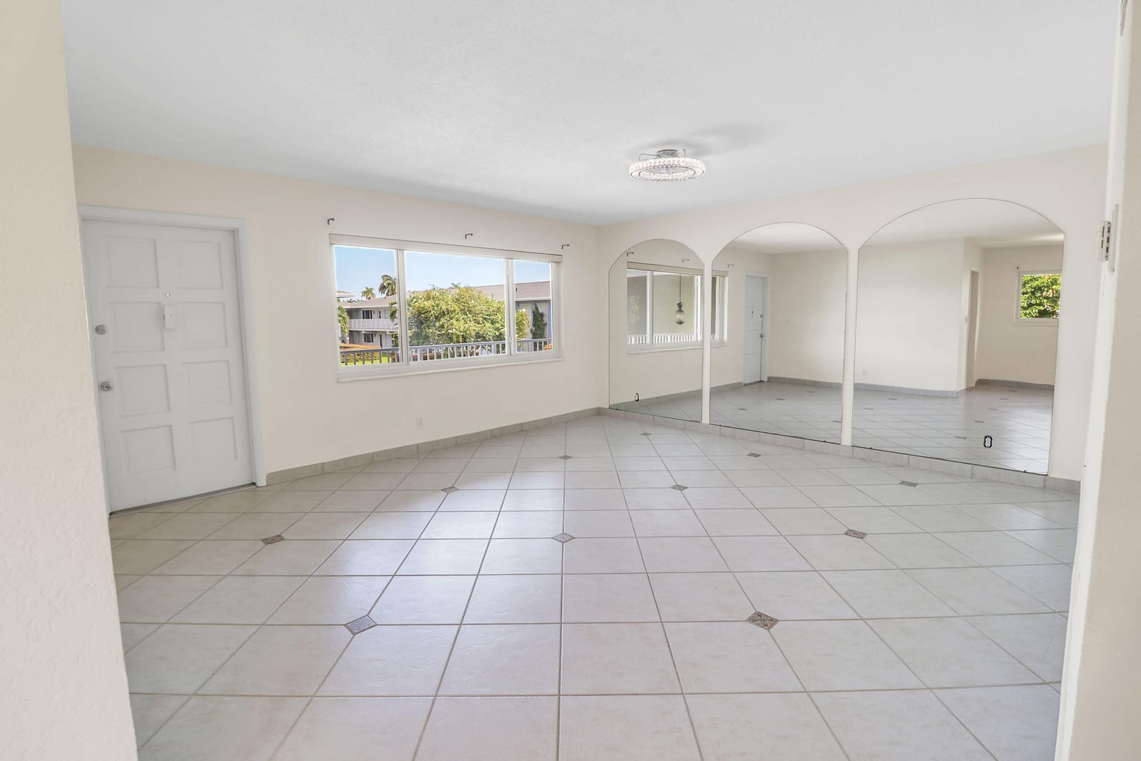 4111 NE 21ST Way 211C, Lighthouse Point, FL 33064 photo 3