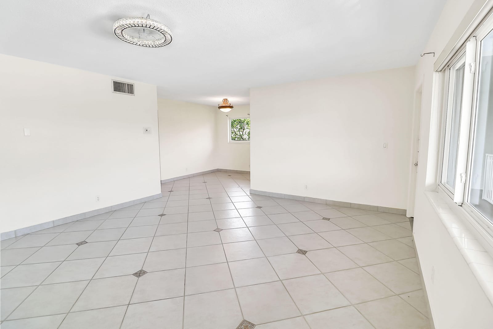 4111 NE 21ST Way 211C, Lighthouse Point, FL 33064 photo 4