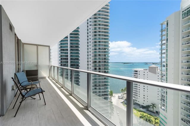1300 Brickell Bay Drive 1905, Miami, FL 33131