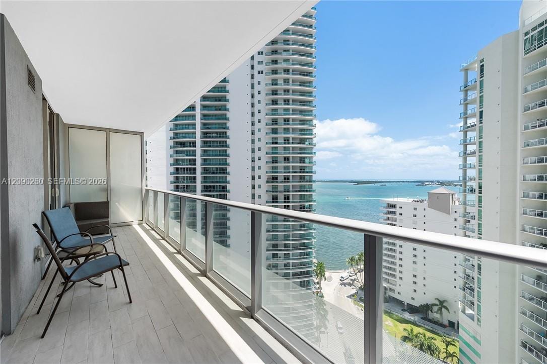 1300 Brickell Bay Drive 1905 — photo 1