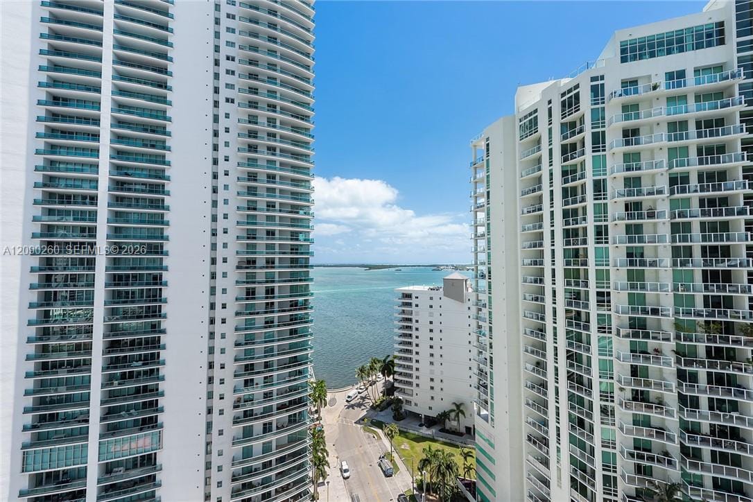1300 Brickell Bay Drive 1905 — photo 12