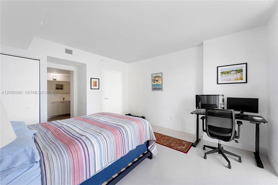 1300 Brickell Bay Drive 1905 — photo 8