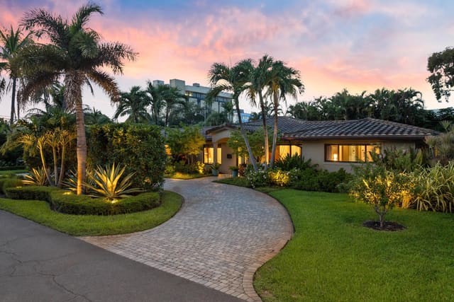 2625 NE 30TH Street, Fort Lauderdale, FL 33306