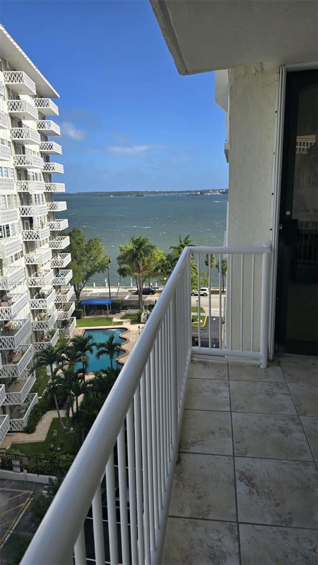 1440 Brickell Bay Drive 909, Miami, FL 33131