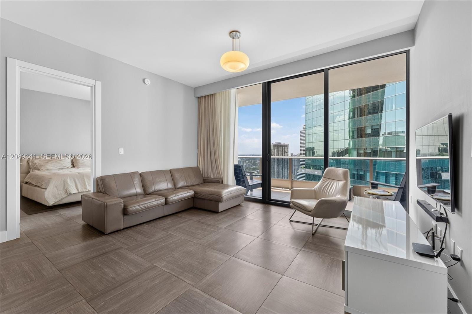 200 Biscayne Boulevard Way 4711, Miami, FL 33131 photo 2