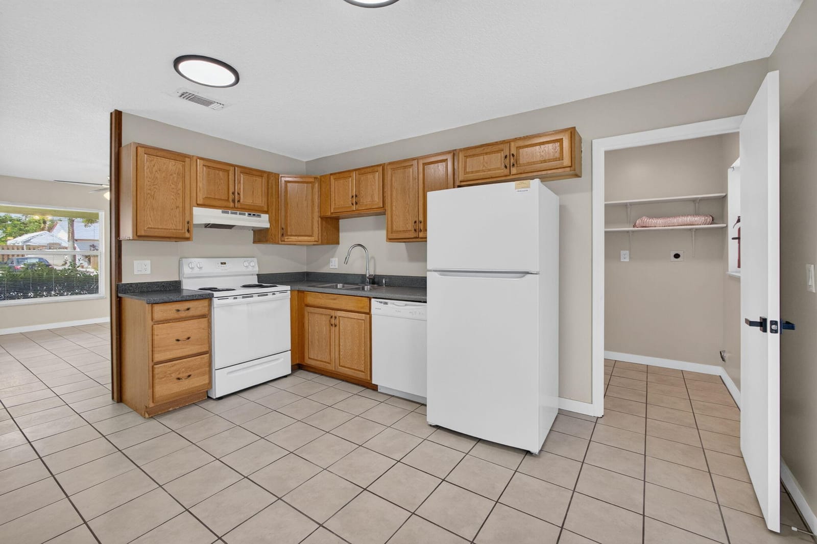 8697 SE HOBE RIDGE Avenue, Hobe Sound, FL 33455 photo 12