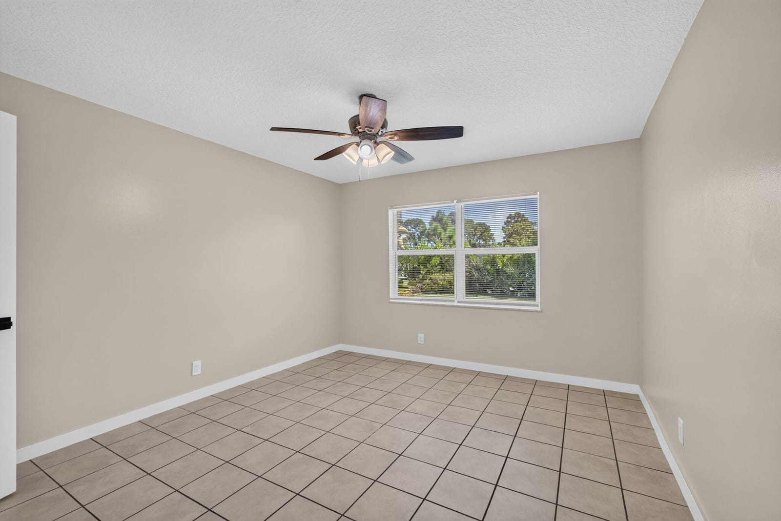 8697 SE HOBE RIDGE Avenue, Hobe Sound, FL 33455 photo 19