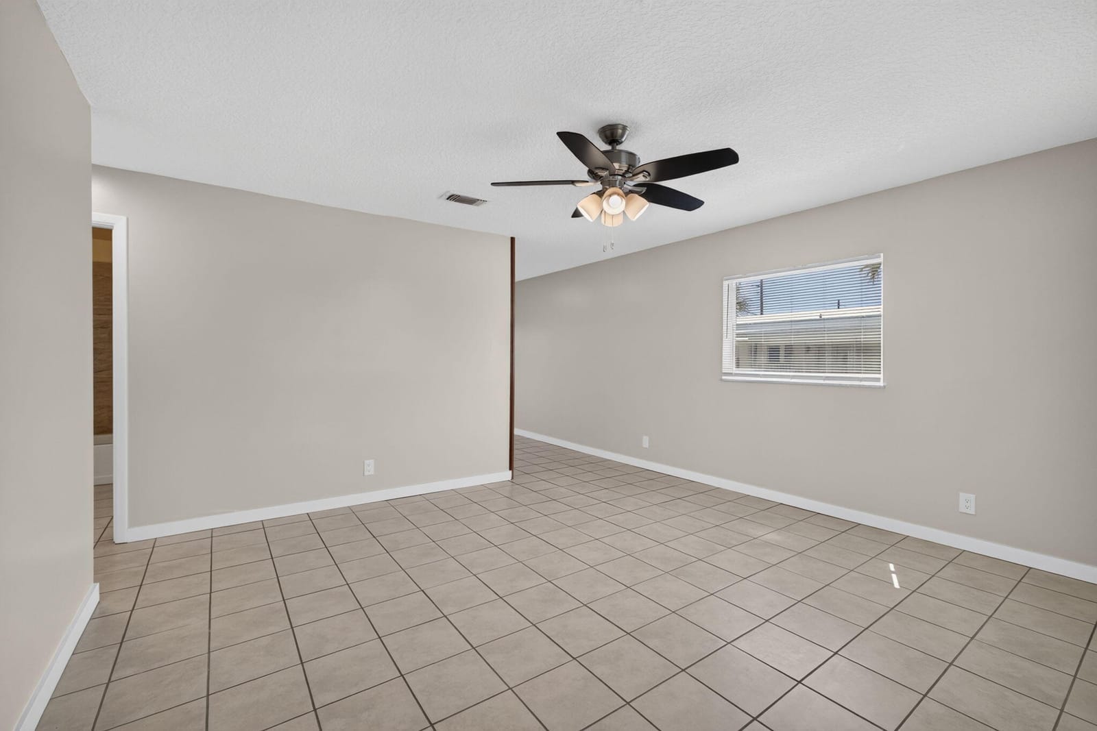8697 SE HOBE RIDGE Avenue, Hobe Sound, FL 33455 photo 6