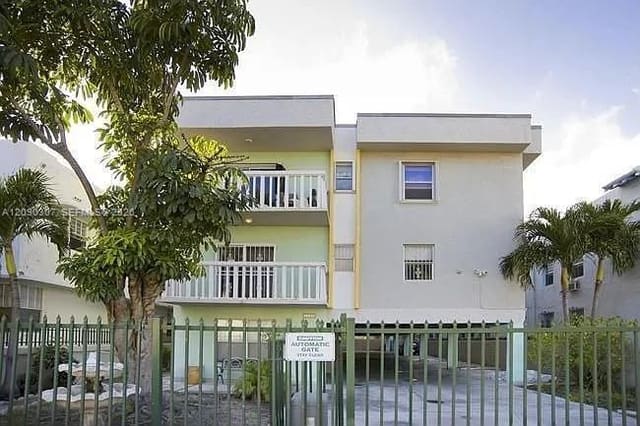 1530 Pennsylvania Avenue 202, Miami Beach, FL 33139