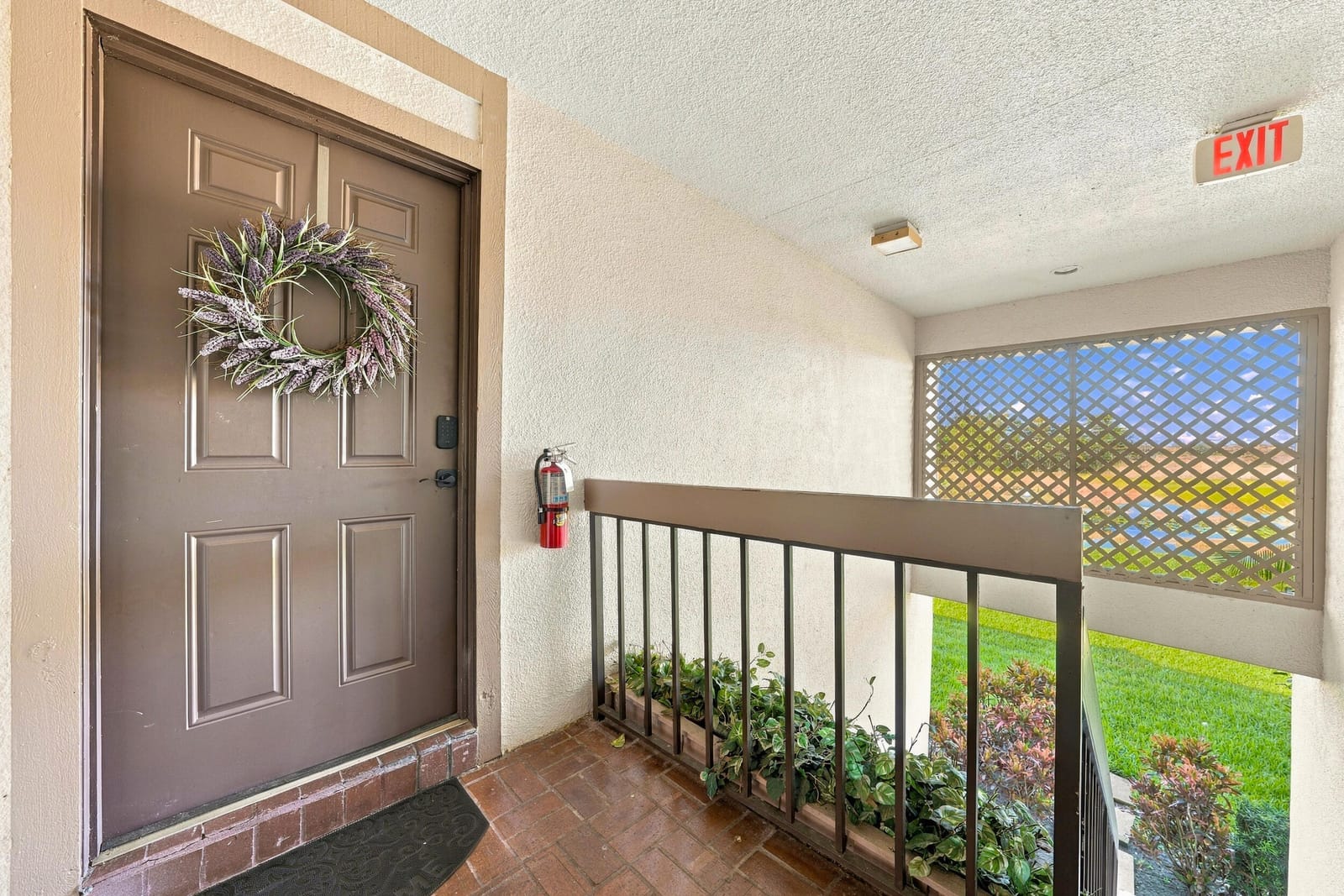 1111 DUNCAN Circle 202, Palm Beach Gardens, FL 33418 photo 2