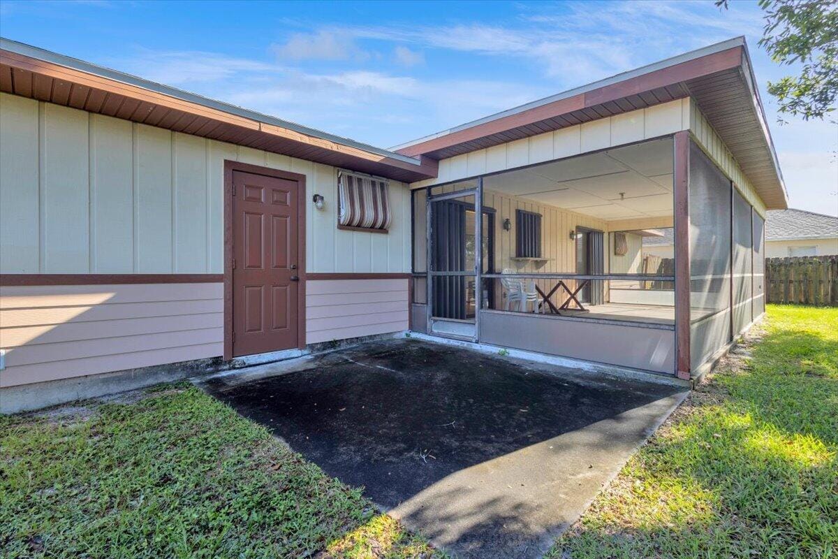 412 SE Dalva Avenue, Port St. Lucie, FL 34984 photo 23