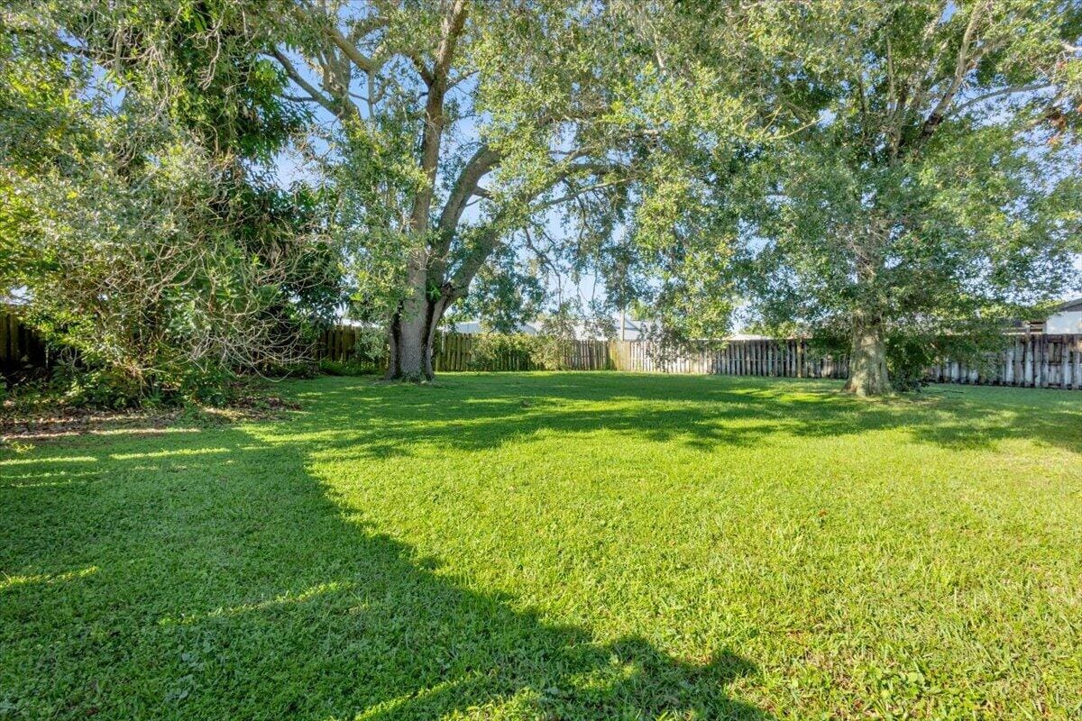 412 SE Dalva Avenue, Port St. Lucie, FL 34984 photo 5