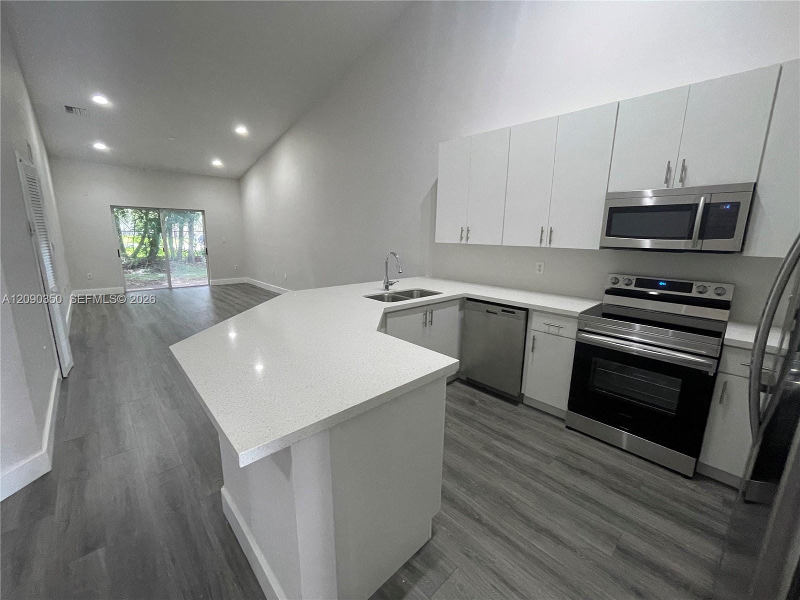 1178 NE 32 Nd Avenue, Homestead, FL 33033