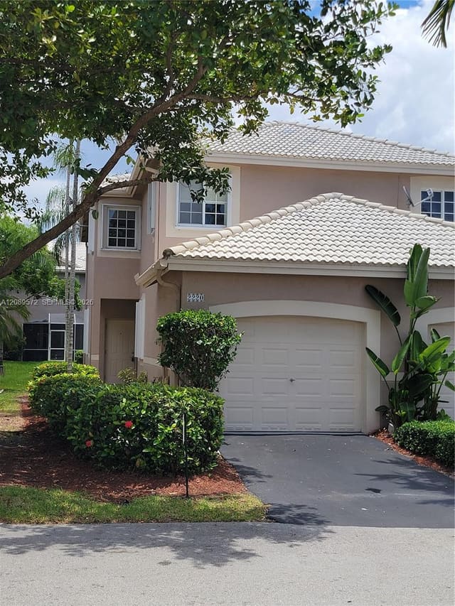 2220 Salerno Circle, Weston, FL 33327