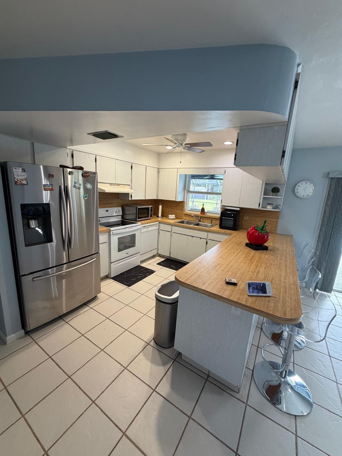 704 CLEVELAND Avenue, Lehigh Acres, FL 33972 photo 12