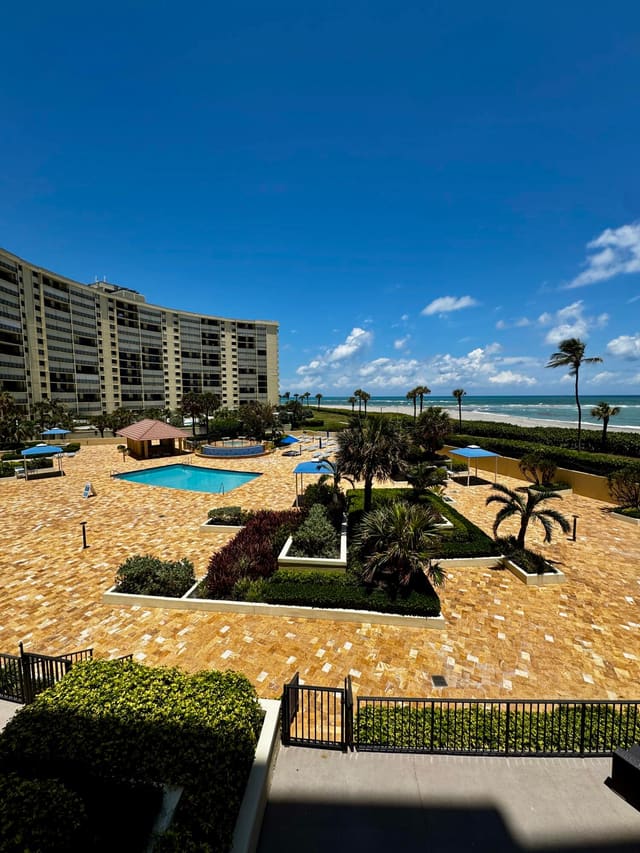 100 Ocean Trail Way 303, Jupiter, FL 33477