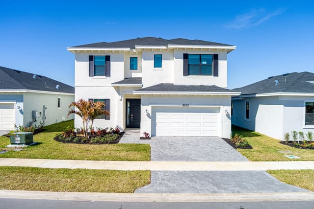 6874 NW Kestrel Lane, Port St. Lucie, FL 34987