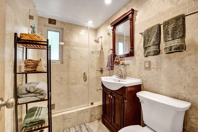 4541 NE 14TH Terrace, Pompano Beach, FL 33064