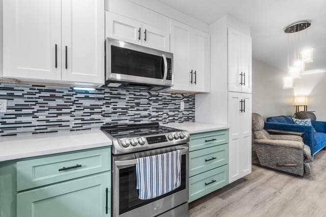 2883 CROSLEY Drive W F, Cresthaven Villas, West Palm Beach, FL