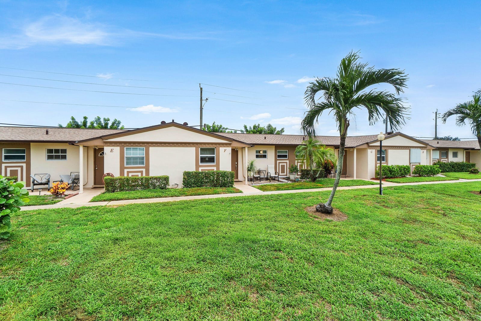 2883 CROSLEY Drive W F, West Palm Beach, FL 33415 photo 2