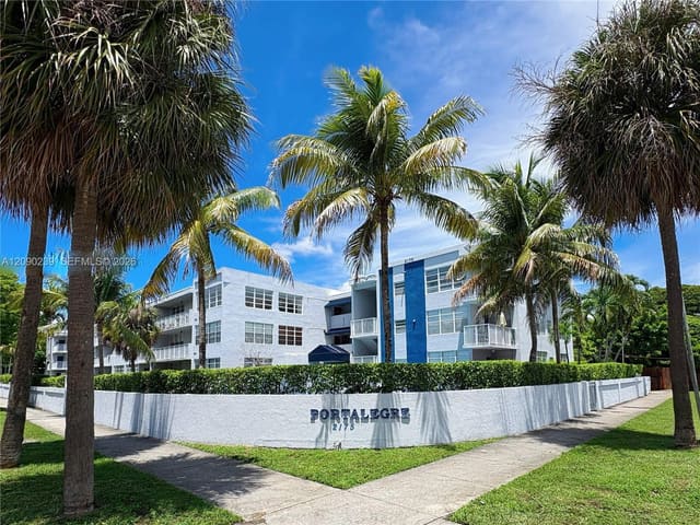 2175 NE 170th Street 104, North Miami Beach, FL 33162