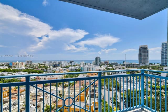 90 Alton Road 1809, Yacht Club At Portofino C, Miami Beach, FL