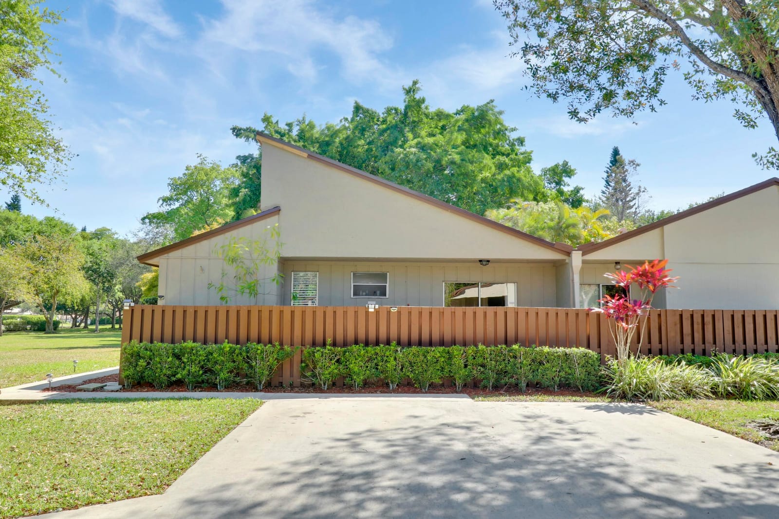 22274 Misty Woods Way — photo 10