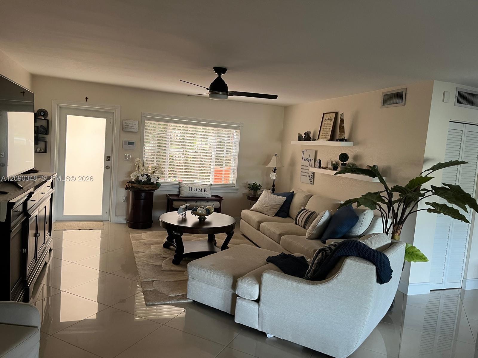19505 E Lake Drive — photo 6