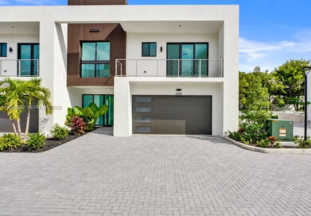 4628 SW 32nd Avenue A4, Dania Beach, FL 33312