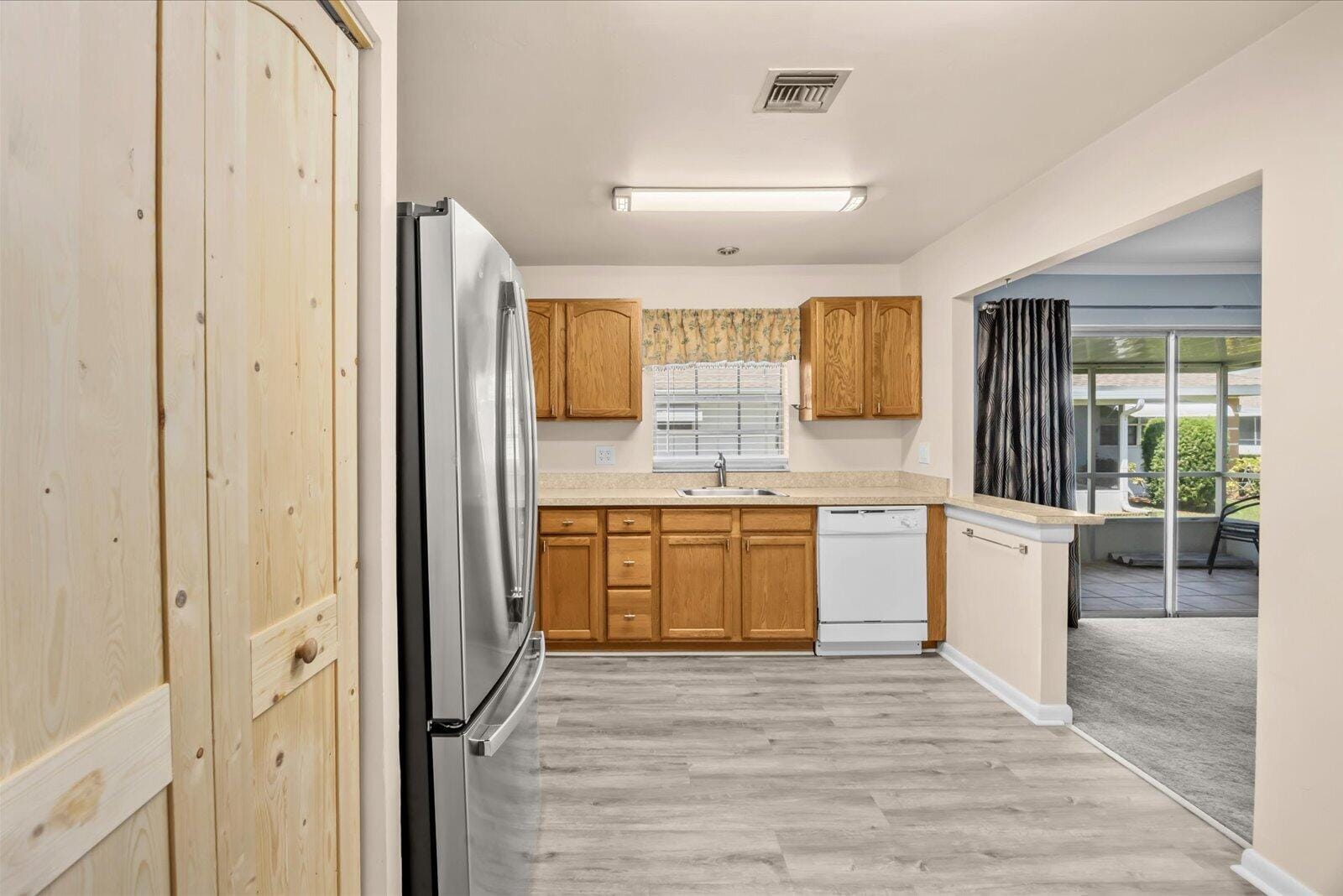 1218 S Lakes End Drive Apt a, Fort Pierce, FL 34982 photo 13