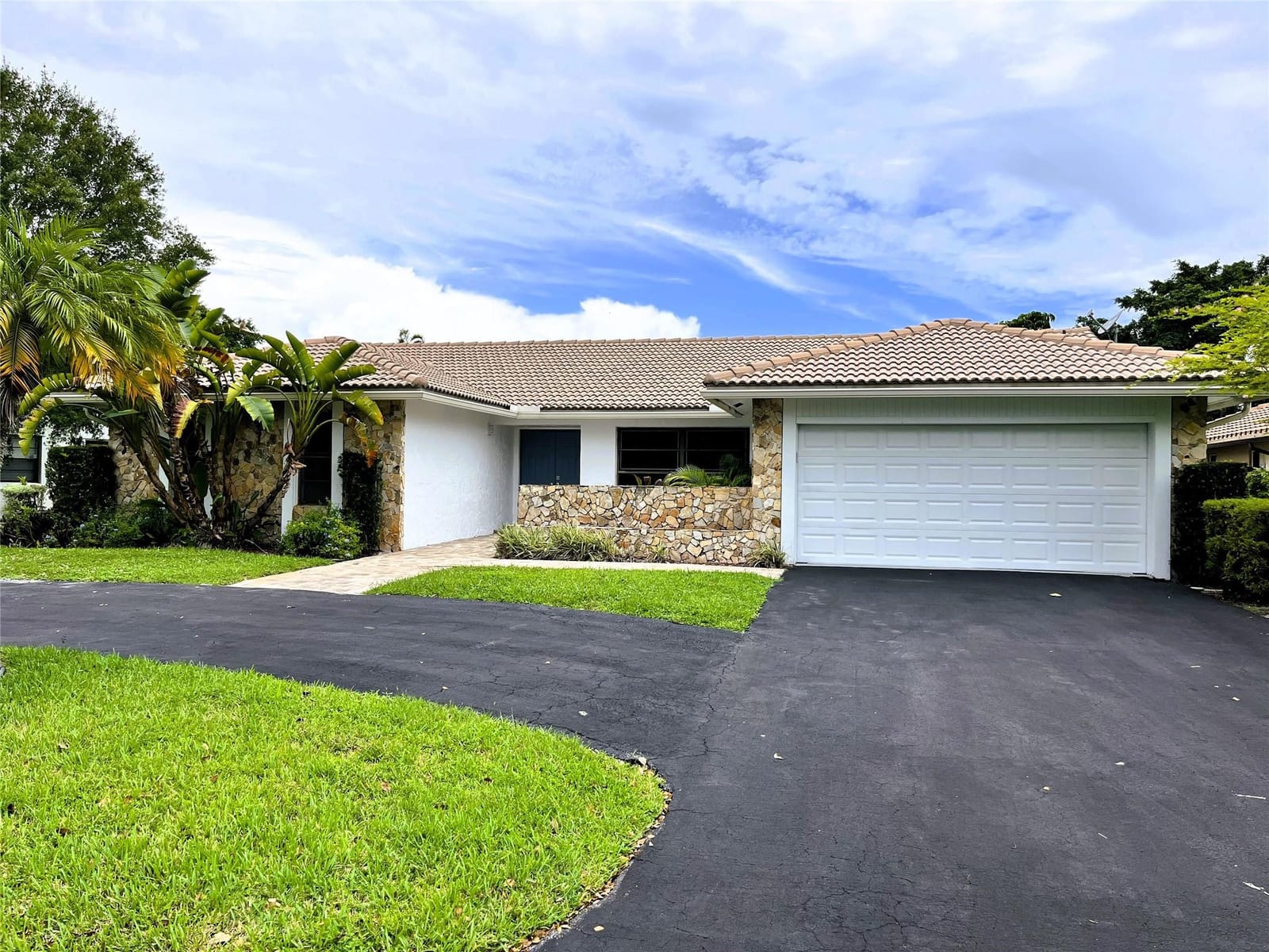 11375 NW 19TH Drive — photo 1