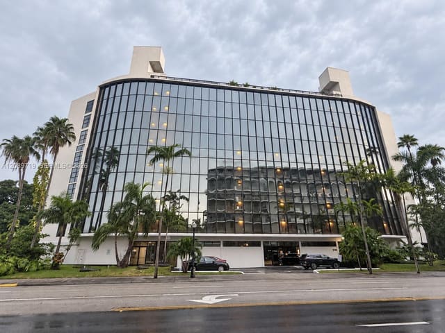 5781 Biscayne Boulevard 503, Miami, FL 33137
