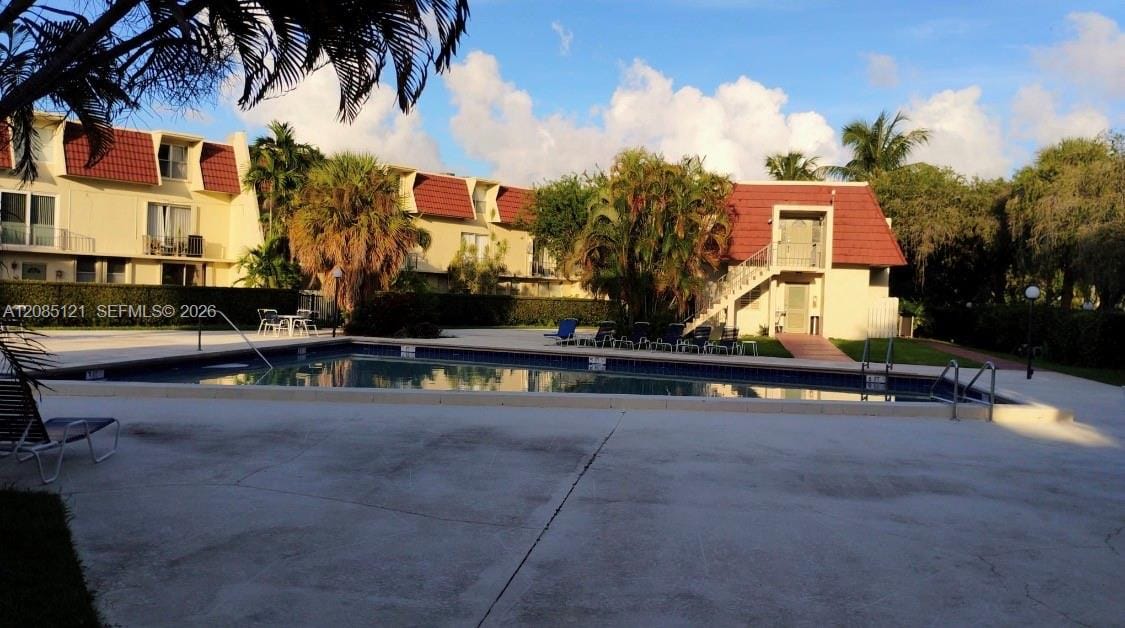 1655 NE 115th Street 12B, Miami, FL 33181 photo 2